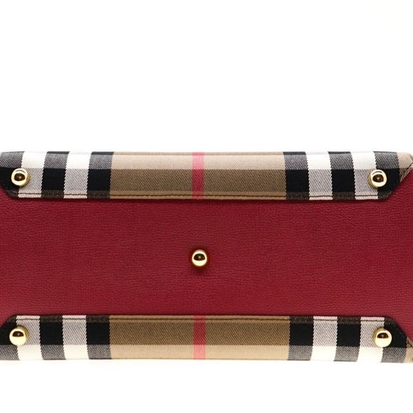 Burberry Banner Medium Tote Shoulder Bag Check Canvas Red New - Picture 6 of 9